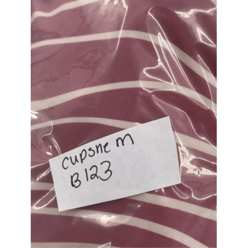 Cupshe Swimsuit One Piece Halter Women's‎ Size Medium Pink White New